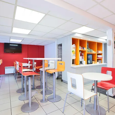 Premiere Classe Creil - Saint Paul *