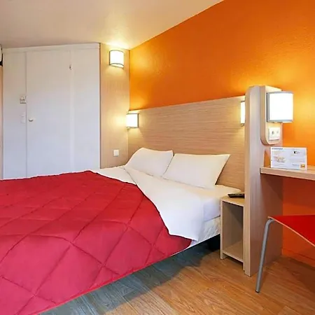 Premiere Classe Creil - Saint Paul * Villers-Saint-Paul