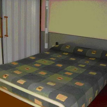 Premiere Classe Creil - Saint Paul * Villers-Saint-Paul