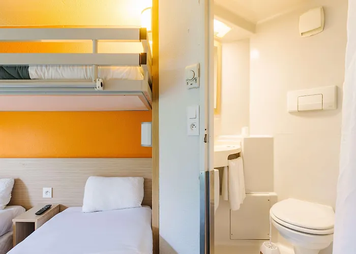 Premiere Classe Creil - Saint Paul Hotel